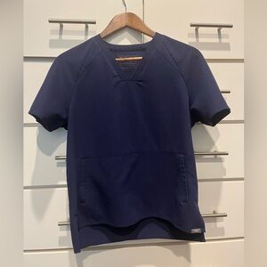 FIGS top • XS • Navy